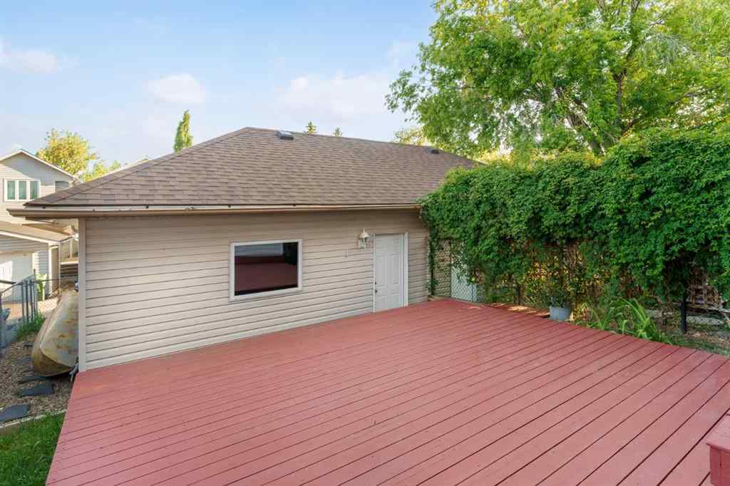 MLS® A2232793 - 721 52 Avenue SW in Windsor Park Calgary, Residential