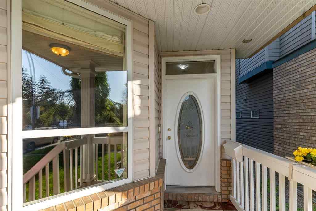 MLS® A2232793 - 721 52 Avenue SW in Windsor Park Calgary, Residential