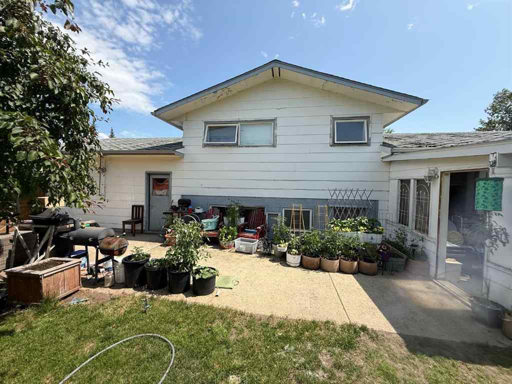 MLS® A2232805 - 3 St.Mary's Crescent  in West End Brooks, Residential