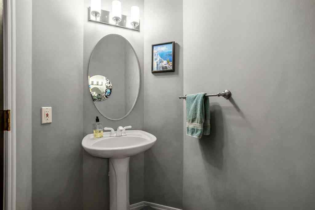 MLS® A2232810 - 56065 Ridgeview Drive E in NONE Rural Foothills County, Residential