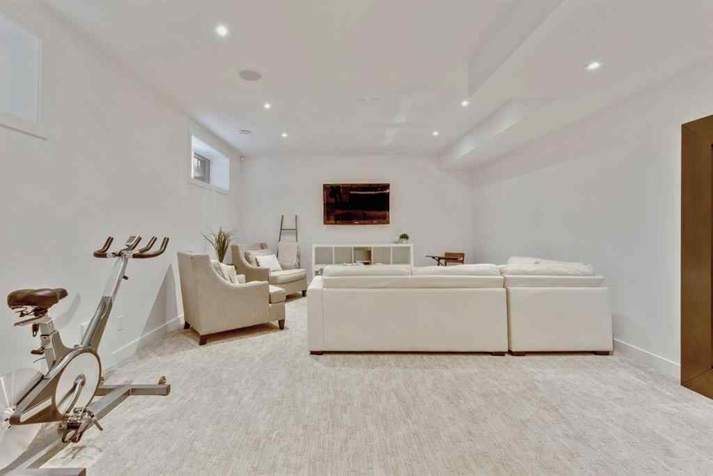 MLS® A2232812 - 2136 53 Avenue SW in North Glenmore Park Calgary, Residential