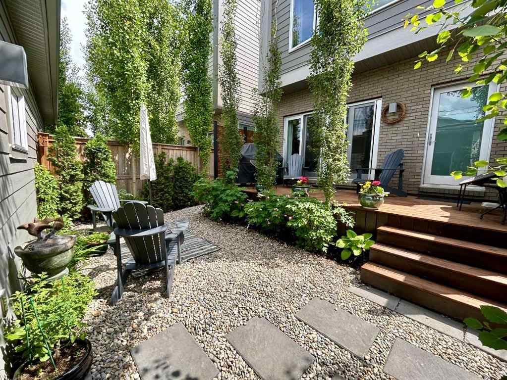 MLS® A2232812 - 2136 53 Avenue SW in North Glenmore Park Calgary, Residential