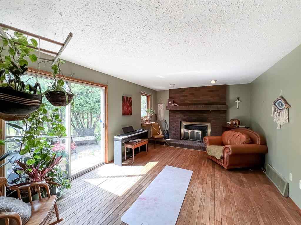 MLS® A2232820 - 4453 Silverwood Crescent   in NONE High Prairie, Residential