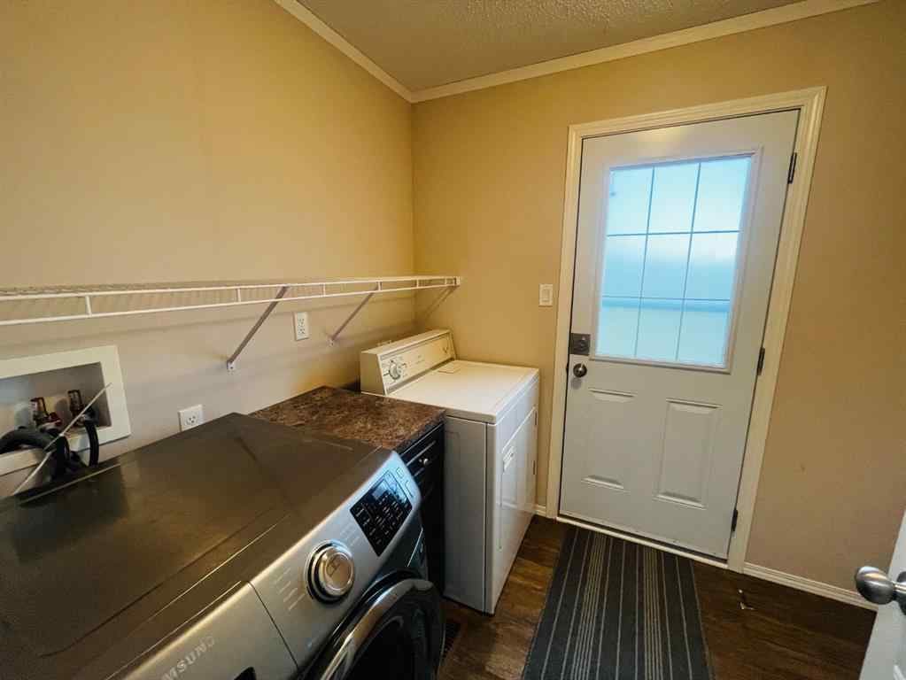 MLS® A2232825 - 4907 50 Street  in Islay Islay, Residential