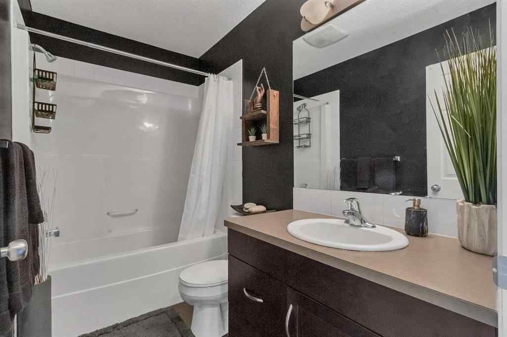 MLS® A2232841 - 74 Country Village Gate NE in Country Hills Village Calgary, Residential