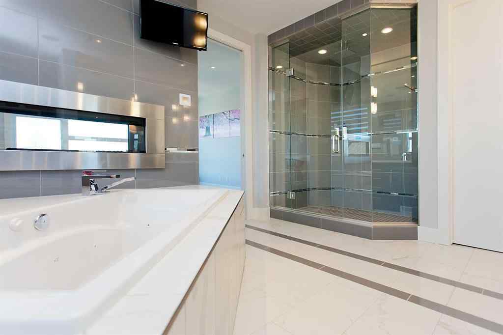 MLS® A2232867 - 5 Vienna Close  in Vanier East Red Deer, Residential