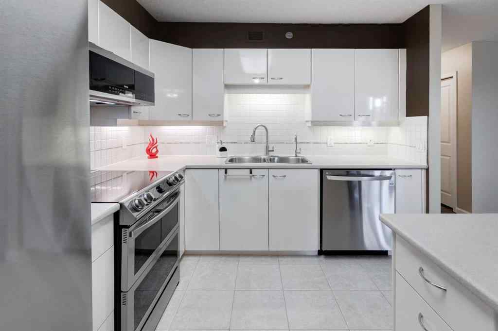 MLS® A2232887 - Unit #605 804 3 Avenue SW in Eau Claire Calgary, Residential