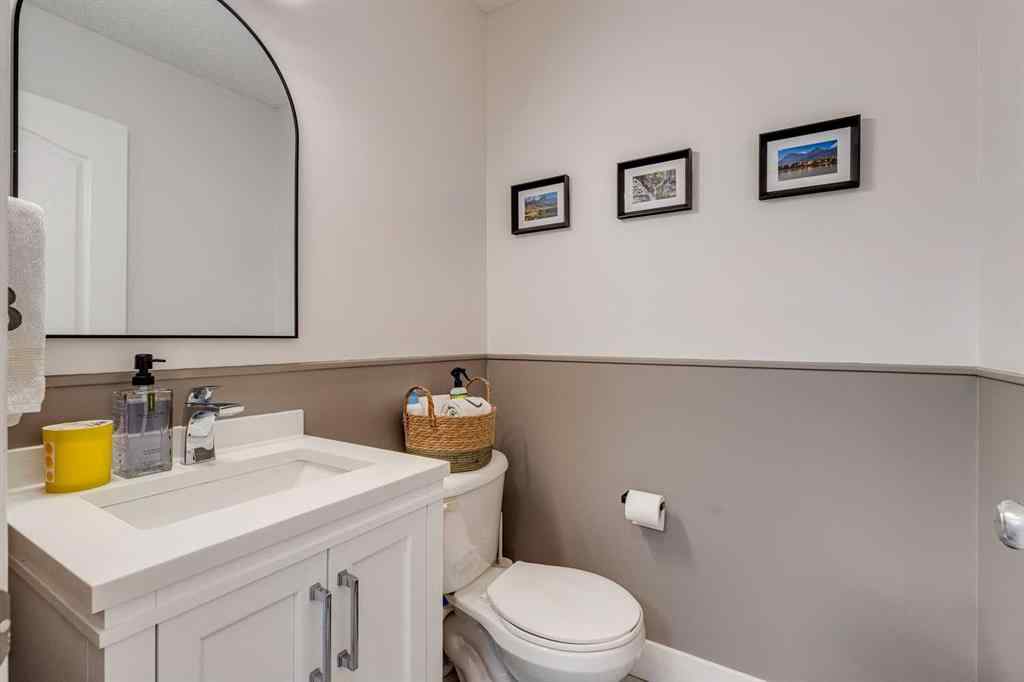 MLS® A2232898 - 202 Evansmeade Close NW in Evanston Calgary, Residential