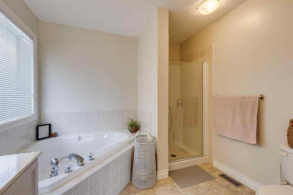 MLS® A2232898 - 202 Evansmeade Close NW in Evanston Calgary, Residential