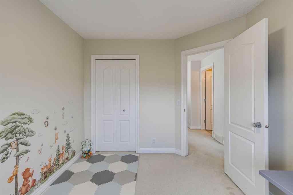 MLS® A2232898 - 202 Evansmeade Close NW in Evanston Calgary, Residential