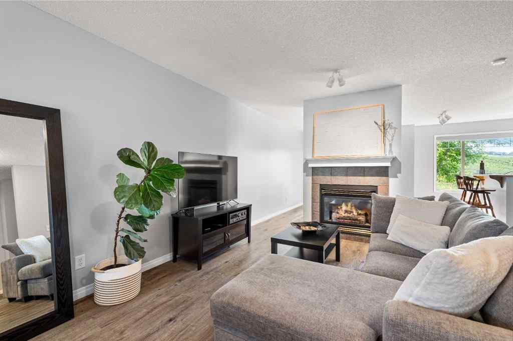 MLS® A2232902 - 137 Hidden Creek Gardens NW in Hidden Valley Calgary, Residential
