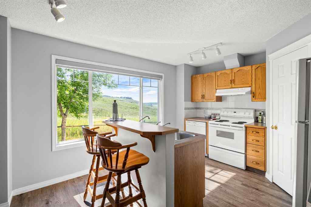 MLS® A2232902 - 137 Hidden Creek Gardens NW in Hidden Valley Calgary, Residential