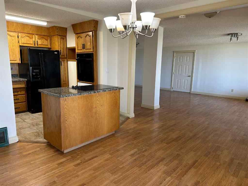 MLS® A2232916 - 6408 64 Street  in NONE Taber, Commercial