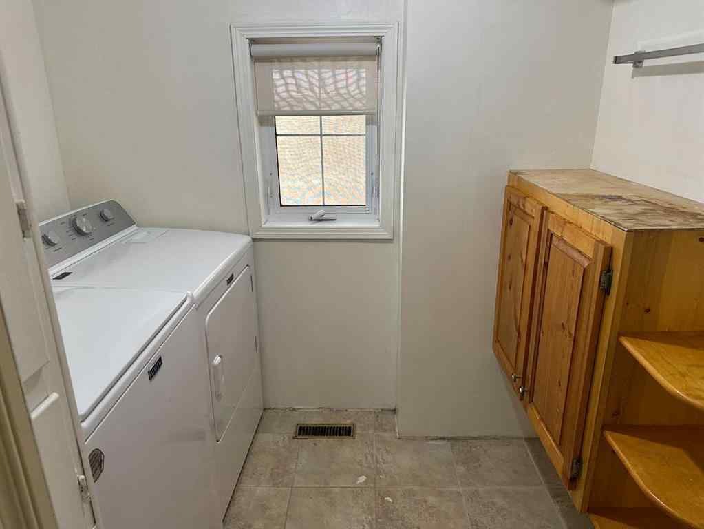 MLS® A2232916 - 6408 64 Street  in NONE Taber, Commercial