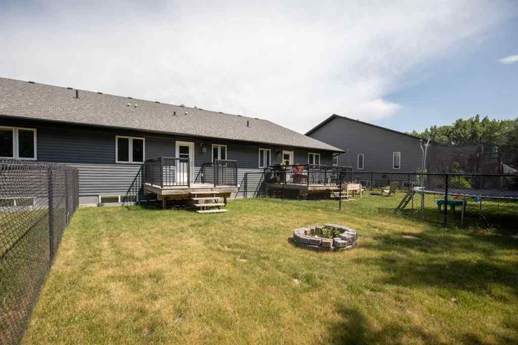 MLS® A2232931 - 5531 52 Avenue Close  in Dodds Lake Innisfail, Residential