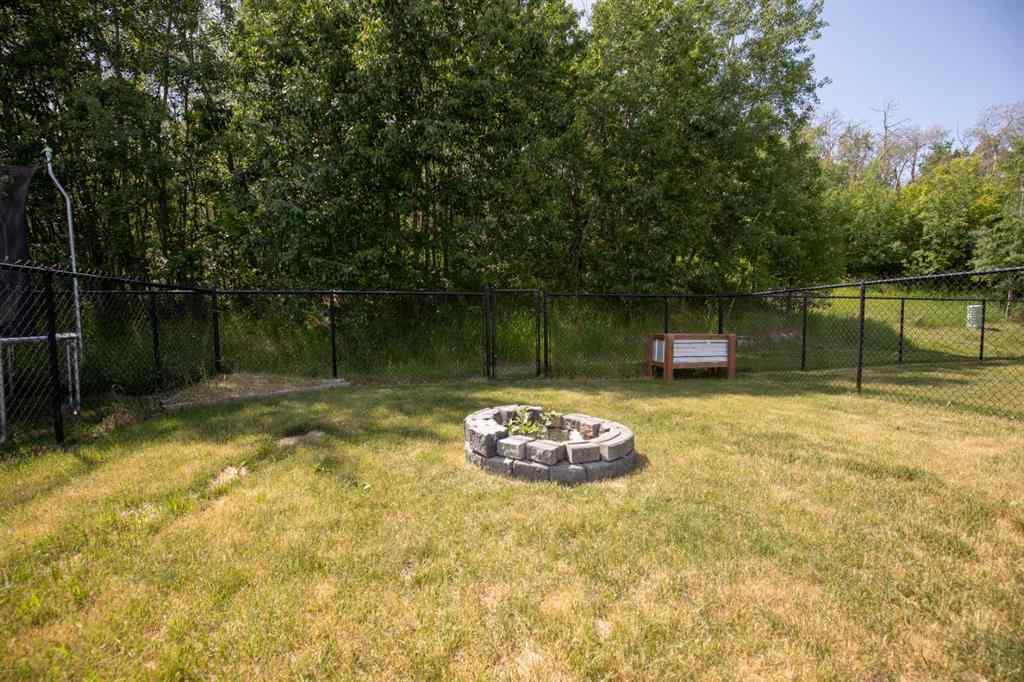 MLS® A2232931 - 5531 52 Avenue Close  in Dodds Lake Innisfail, Residential