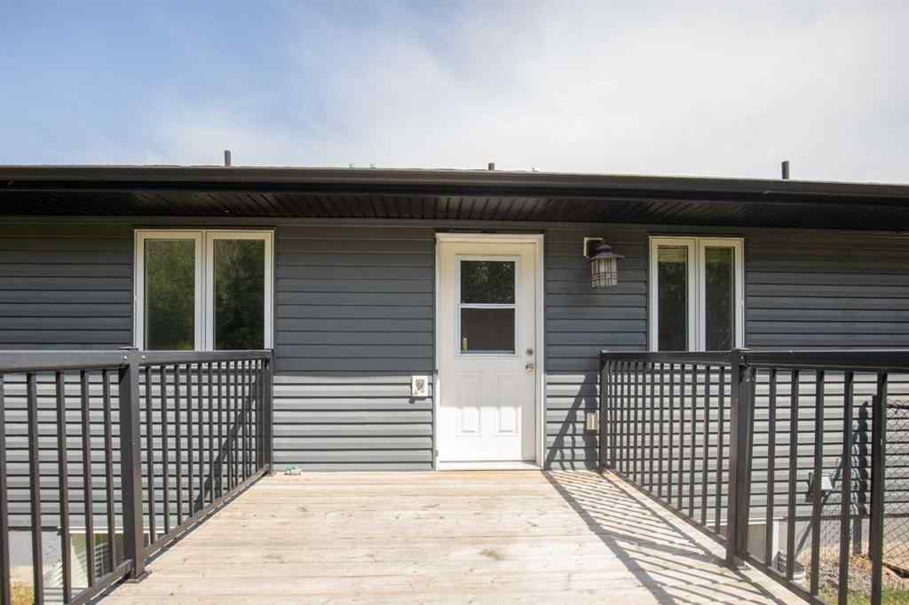 MLS® A2232931 - 5531 52 Avenue Close  in Dodds Lake Innisfail, Residential