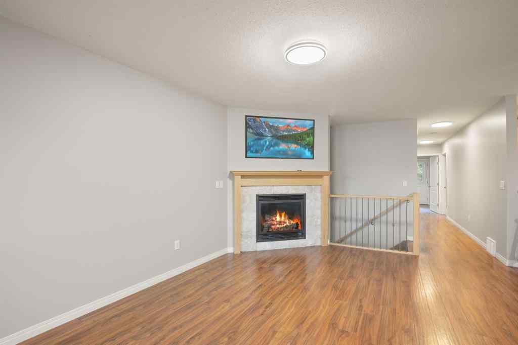 MLS® A2232931 - 5531 52 Avenue Close  in Dodds Lake Innisfail, Residential