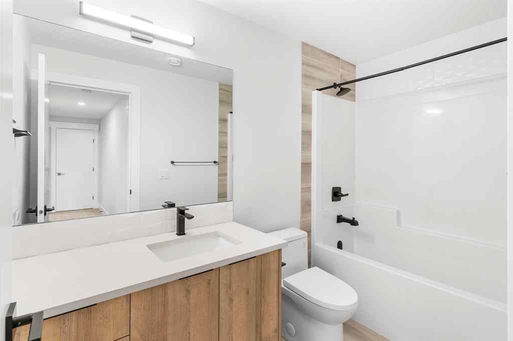 MLS® A2232942 - 105 South Shore View  in South Shores Chestermere, Residential