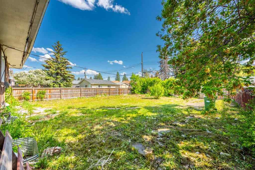 MLS® A2232945 - 5407 14 Avenue SE in Penbrooke Meadows Calgary, Residential