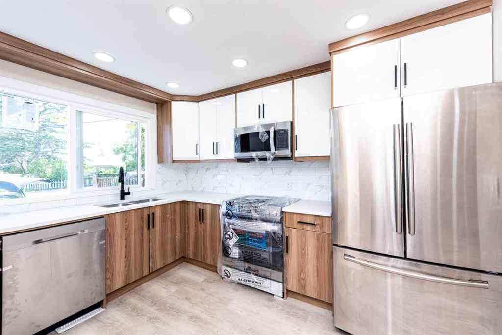 MLS® A2232945 - 5407 14 Avenue SE in Penbrooke Meadows Calgary, Residential