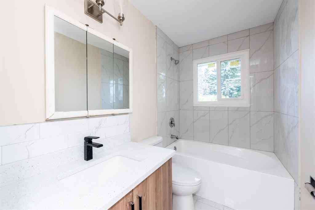 MLS® A2232945 - 5407 14 Avenue SE in Penbrooke Meadows Calgary, Residential