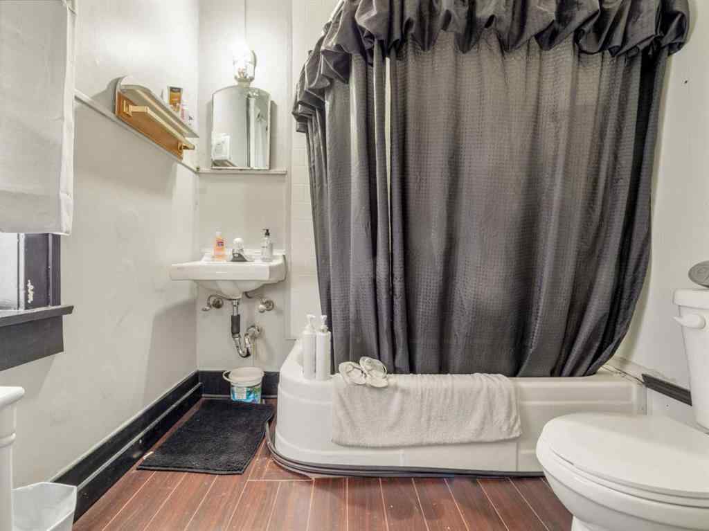MLS® A2232986 - 7719 17 Avenue  in NONE Coleman, Commercial