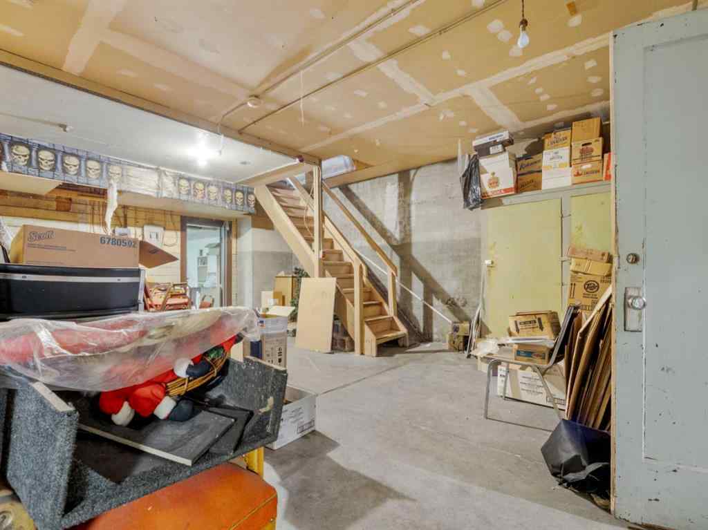 MLS® A2232986 - 7719 17 Avenue  in NONE Coleman, Commercial