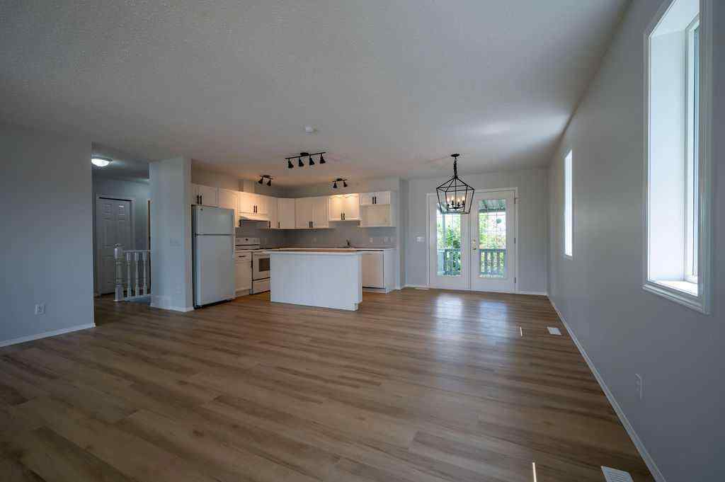 MLS® A2232993 - 269 Strathford Crescent  in Strathaven Strathmore, Residential