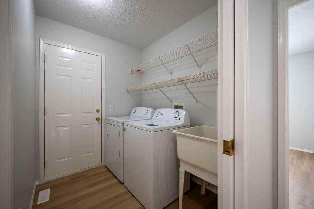 MLS® A2232993 - 269 Strathford Crescent  in Strathaven Strathmore, Residential