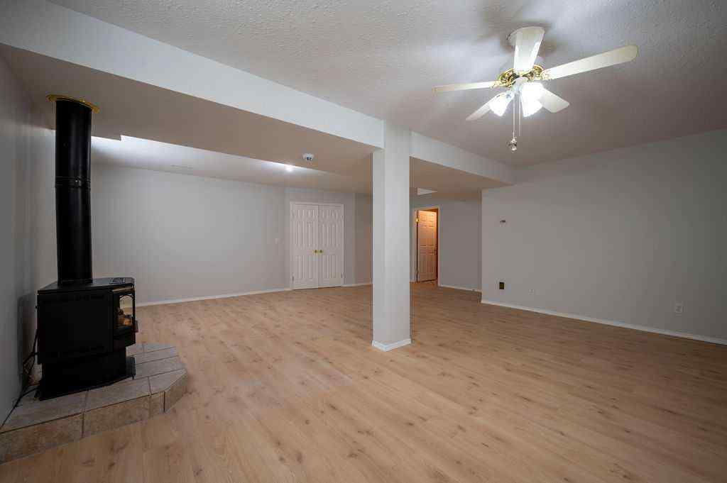 MLS® A2232993 - 269 Strathford Crescent  in Strathaven Strathmore, Residential