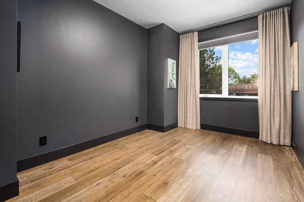 MLS® A2233001 - 2126A 52 Avenue SW in North Glenmore Park Calgary, Residential