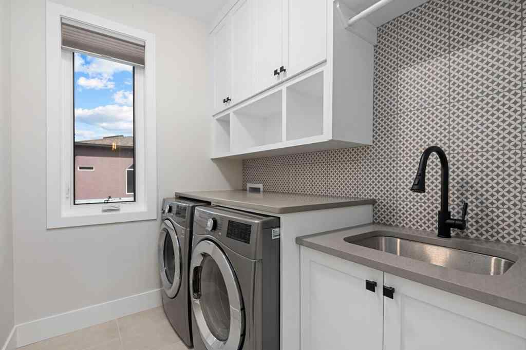 MLS® A2233001 - 2126A 52 Avenue SW in North Glenmore Park Calgary, Residential