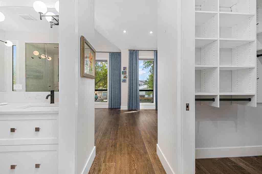 MLS® A2233001 - 2126A 52 Avenue SW in North Glenmore Park Calgary, Residential