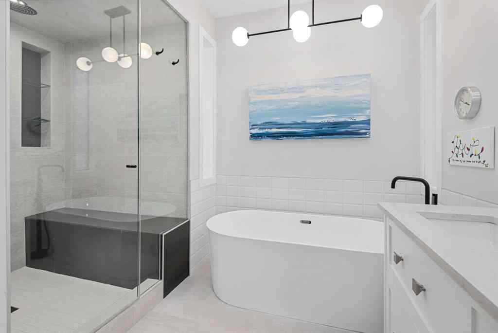MLS® A2233001 - 2126A 52 Avenue SW in North Glenmore Park Calgary, Residential