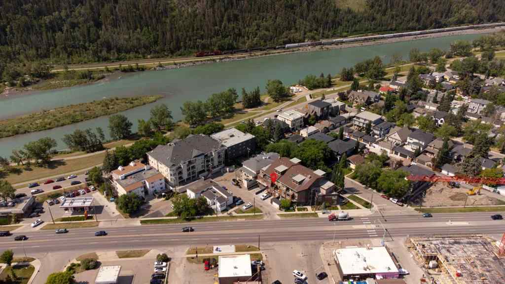 MLS® A2233012 - Unit #203 118 34 Street NW in Parkdale Calgary, Residential