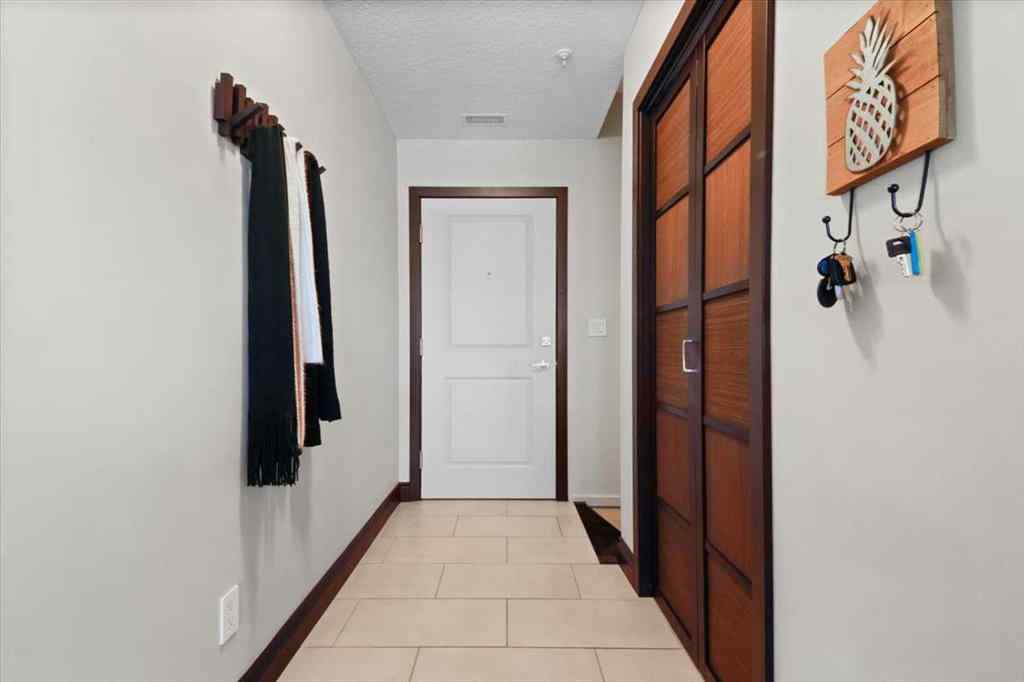 MLS® A2233012 - Unit #203 118 34 Street NW in Parkdale Calgary, Residential