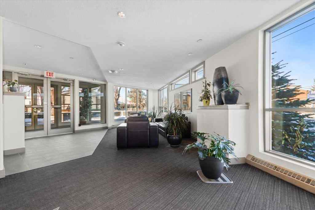 MLS® A2233012 - Unit #203 118 34 Street NW in Parkdale Calgary, Residential