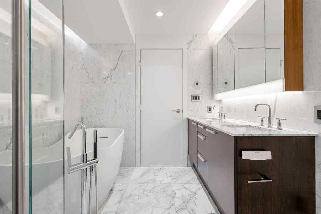 MLS® A2233022 - Unit #508 738 1 Avenue SW in Eau Claire Calgary, Residential