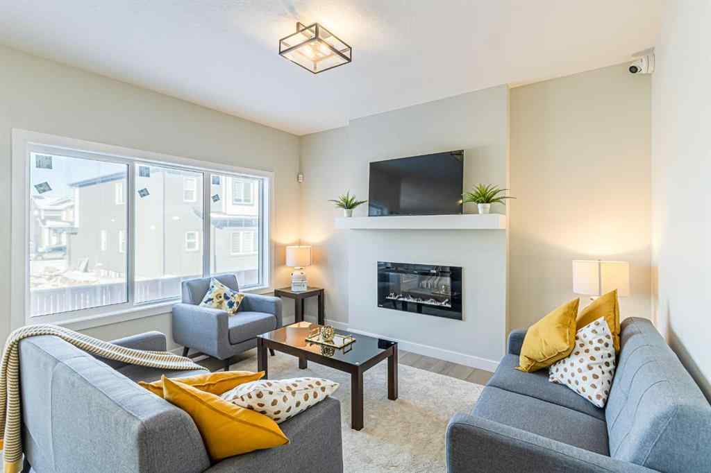 MLS® A2233055 - 8 Waterford Manor  in NONE Chestermere, Residential
