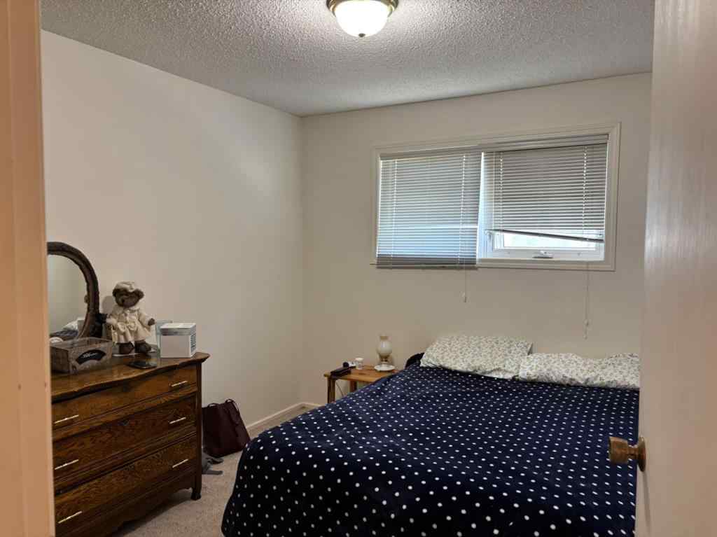 MLS® A2233080 - 35 S 2 Street E in NONE Magrath, Residential