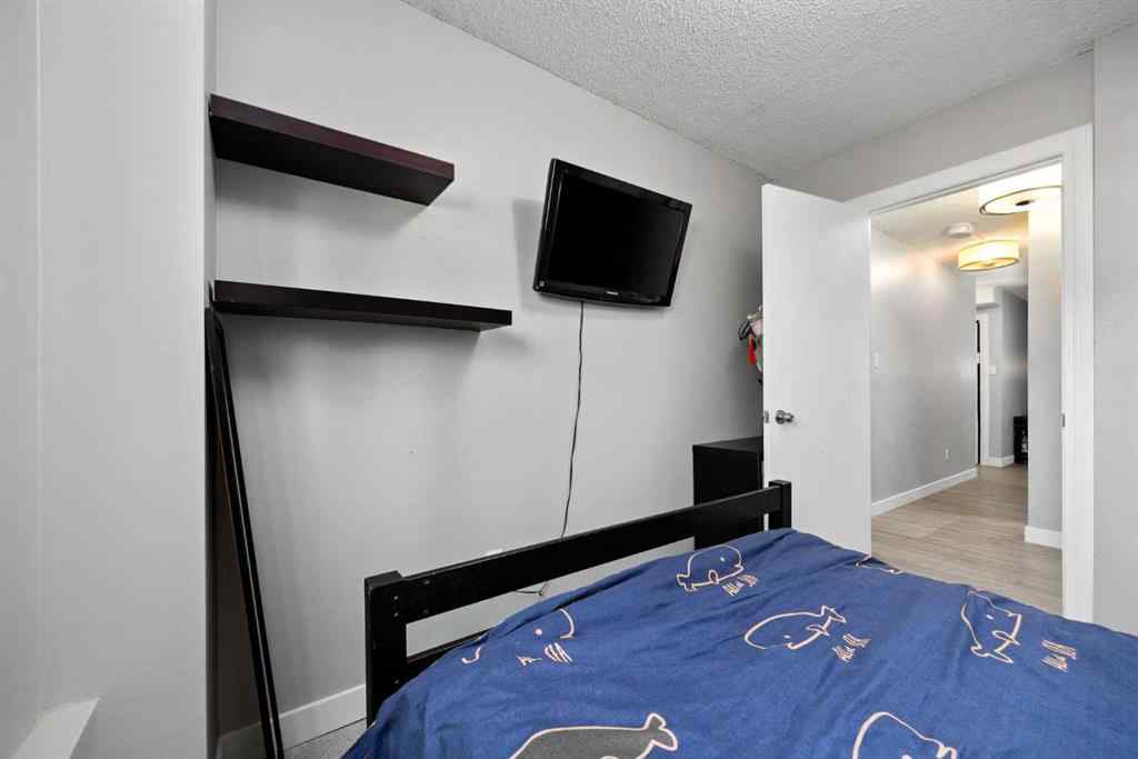 MLS® A2233091 - Unit #102 3518 44 Street SW in Glenbrook Calgary, Residential