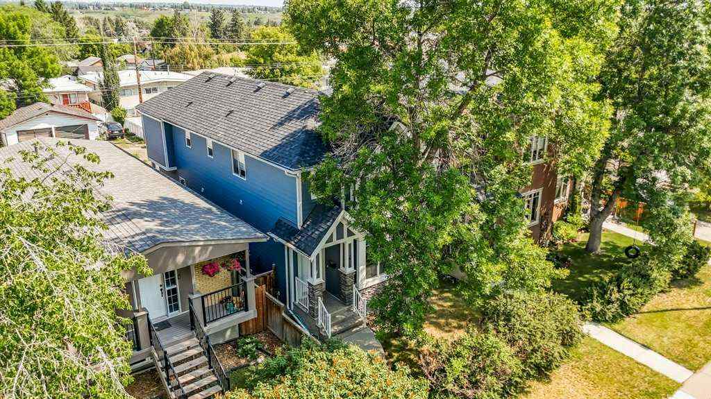 MLS® A2233101 - 7418 36 Avenue NW in Bowness Calgary, Residential