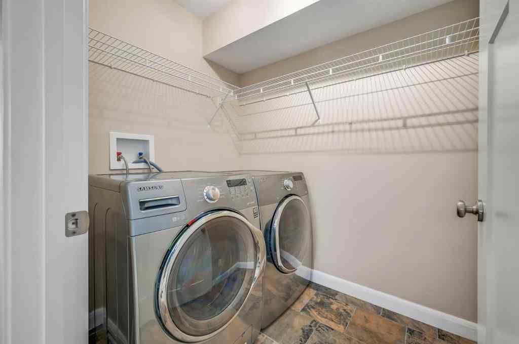 MLS® A2233101 - 7418 36 Avenue NW in Bowness Calgary, Residential