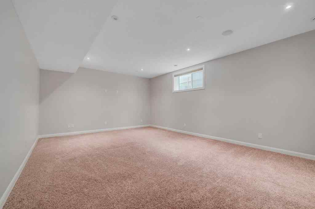 MLS® A2233101 - 7418 36 Avenue NW in Bowness Calgary, Residential