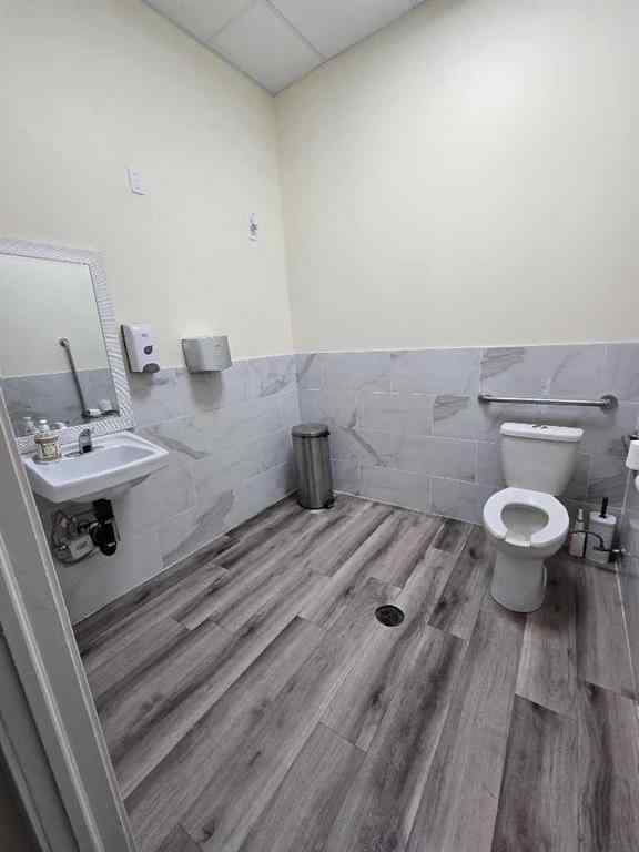 MLS® A2233104 - Unit #19 3701 50 Avenue  in South Hill Red Deer, Commercial