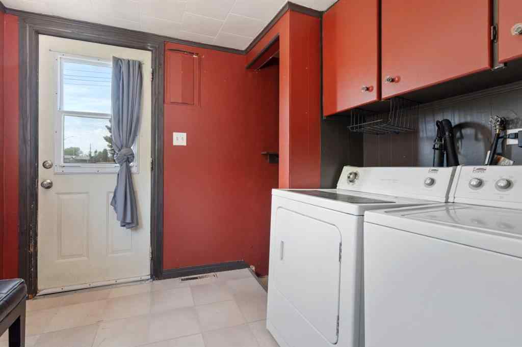 MLS® A2233115 - 4902 54 Street  in Killam Killam, Residential