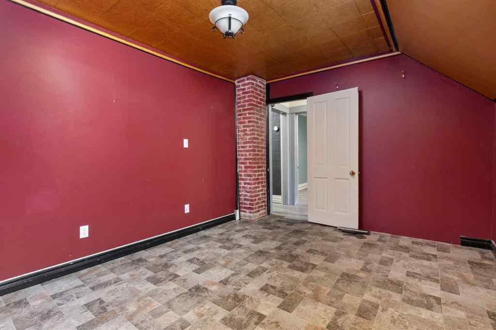 MLS® A2233115 - 4902 54 Street  in Killam Killam, Residential