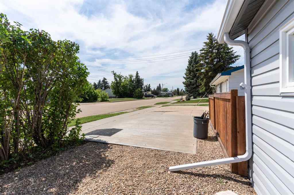 MLS® A2233115 - 4902 54 Street  in Killam Killam, Residential