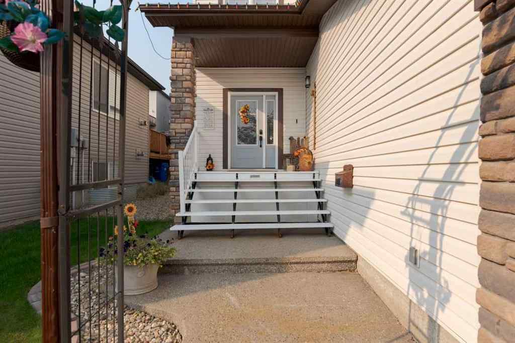 MLS® A2233146 - 135 Crane Place  in Eagle Ridge Fort McMurray, Residential